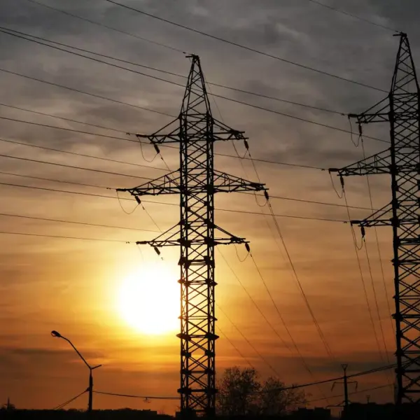 Готуємось до зими без світла: Повний гайд із виживання в умовах блекауту