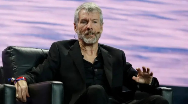 Michael Saylor : Investir dans le Bitcoin devrait se faire sur un horizon de 4 à 10 ans.