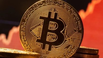 Біткоїн затиснутий між підтримкою $74 000 і опціонами на $80 000