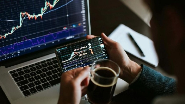 Виведення коштів з ETF може бути сигналом на купівлю біткоїну – Santiment