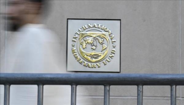 МВФ схвалив для України черговий транш кредиту сумою близько $700 мільйонів, повідомляє Bloomberg 2