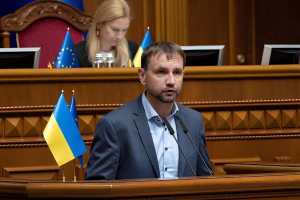 Розбудова української національної самобутності зміцнила країну. 7 Розбудова української національної самобутності зміцнила країну. 7