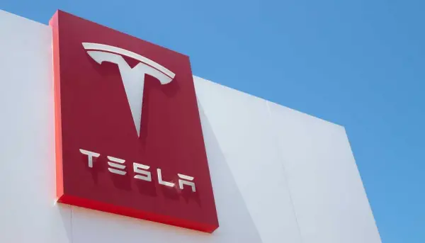 Головна 78 Tesla поставить тижневий ліміт у $200 на витрати своїх працівників, пов’язані з штучним інтелектом.