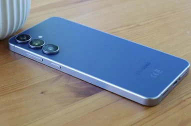 Найкращі смартфони Android за випуск: від доступних до флагманів 15 Найкращі смартфони Android за випуск: від доступних до флагманів 15