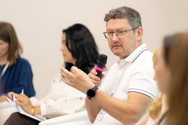«Фундаментальна компетенція»: інтеграція медіаграмотності в усі аспекти людського життя 54 «Фундаментальна компетенція»: інтеграція медіаграмотності в усі аспекти людського життя 54