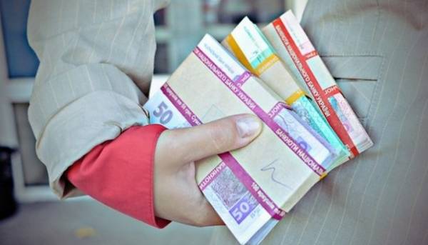 Чи дозволено виплачувати заробіток раз на місяць за запитом робітника? 12 Чи дозволено виплачувати заробіток раз на місяць за запитом робітника? 12