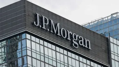 Ринкова капіталізація JPMorgan наближається до трильйона доларів, чого раніше не досягав жоден банк. 5