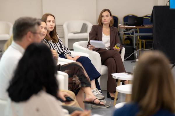 «Фундаментальна компетенція»: інтеграція медіаграмотності в усі аспекти людського життя 59 «Фундаментальна компетенція»: інтеграція медіаграмотності в усі аспекти людського життя 59