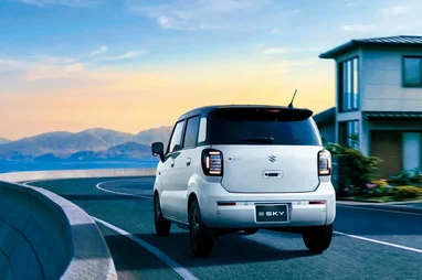 Suzuki представила бюджетний міський електромобіль 7 Suzuki представила бюджетний міський електромобіль 7