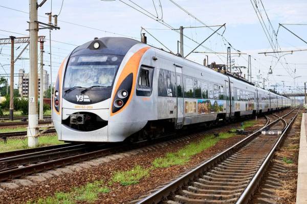 ЄС реформує житлову політику, УЗ підвищує тарифи, а українці платитимуть новий податок на нерухомість 6 ЄС реформує житлову політику, УЗ підвищує тарифи, а українці платитимуть новий податок на нерухомість 6