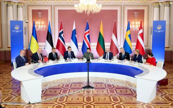 Зеленський: заморожені активи РФ або кошти ЄС покриють дефіцит бюджету оборони
