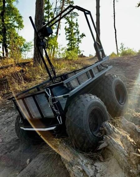 Бандура” та “Бебрадрон”: синергія наземних роботів і дронів на фронті