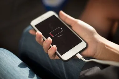 Швидка зарядка: секрети та способи для вашого смартфона