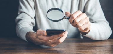 Податківці вистежуватимуть неоформлений бізнес у соцмережах