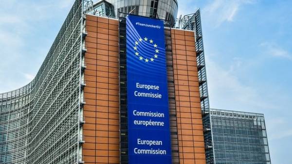Україна просить ЄС виділити €220 млн для допомоги аграріям через блокаду портів