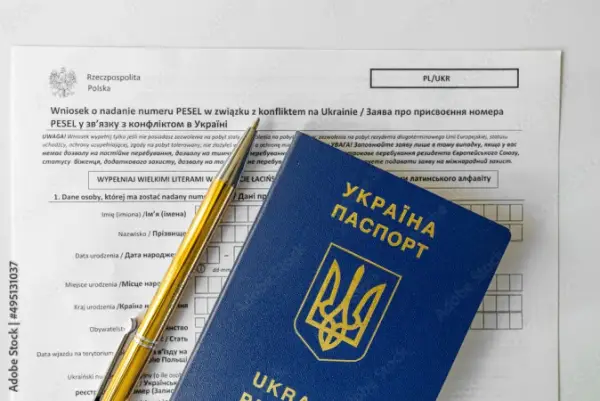 Валютна лібералізація, тарифи та мобілізація жінок: головні події понеділка 8