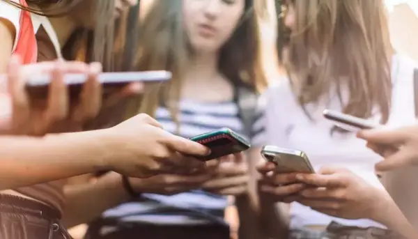 Viber і «Дія.Освіта» вчать батьків оберігати дітей від кібербулінгу та шкідливого контенту