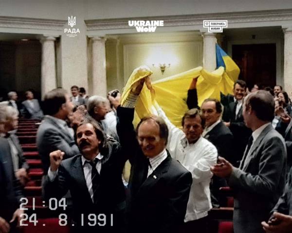 Прапор Незалежності майорить знову: тисячі стягів для порятунку життів 7 Прапор Незалежності майорить знову: тисячі стягів для порятунку життів 7