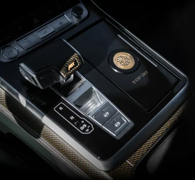 Audi представила 1000-сильний кросовер 9