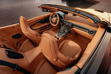 Brabus розкрив 1000-сильний суперкар 7