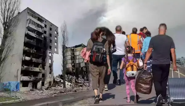 Благодійність чи піар: як соцмережі висвітлюють допомогу біженцям