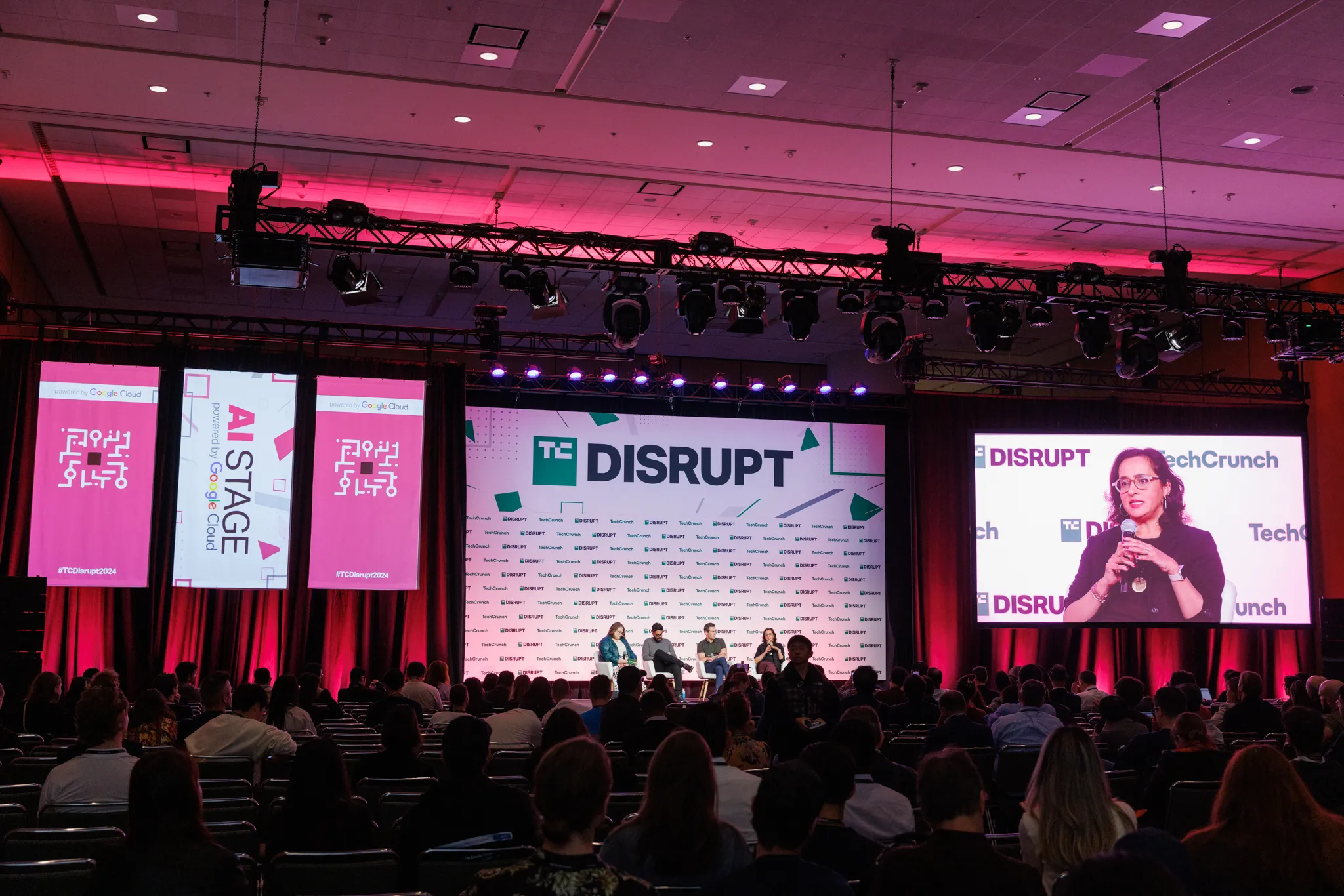 Марк Волберг завітає на TechCrunch Disrupt 2026, щоб обговорити вашу роботу 8