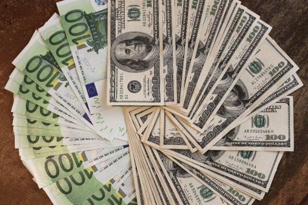 Євросоюз виділив Україні 6,1 мільярда євро кредиту