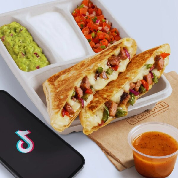 Від TikTok до меню: Chipotle, Taco Bell та IHOP втілюють тренди в реальні страви