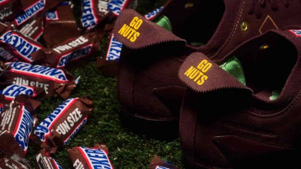 Snickers та adidas представили футбольну колекцію