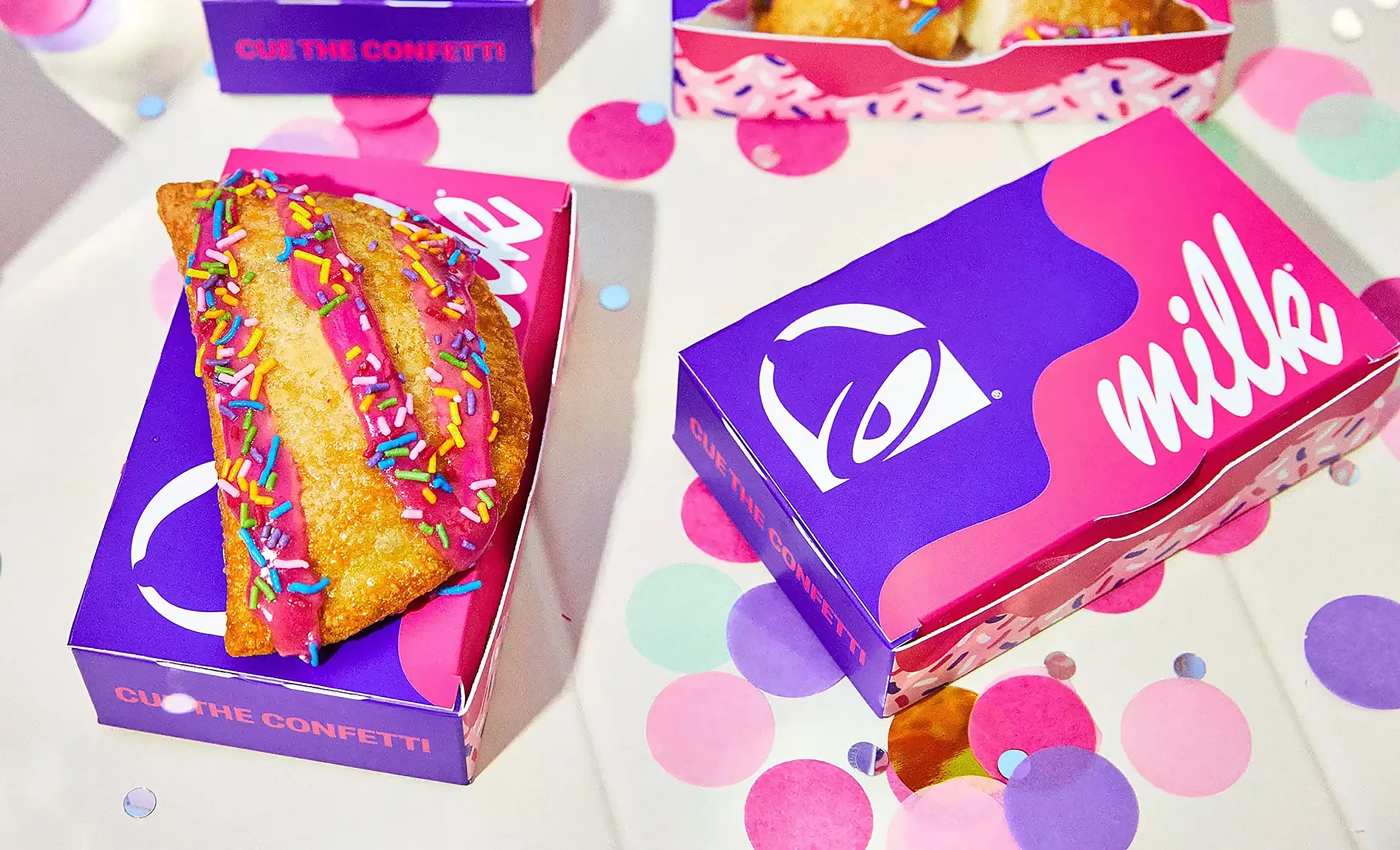 Taco Bell і Milk Bar запакували святковий торт в емпанаду